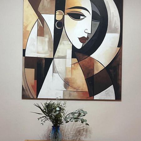 Ultra Central Nice Ap Kişinev Dış mekan fotoğraf